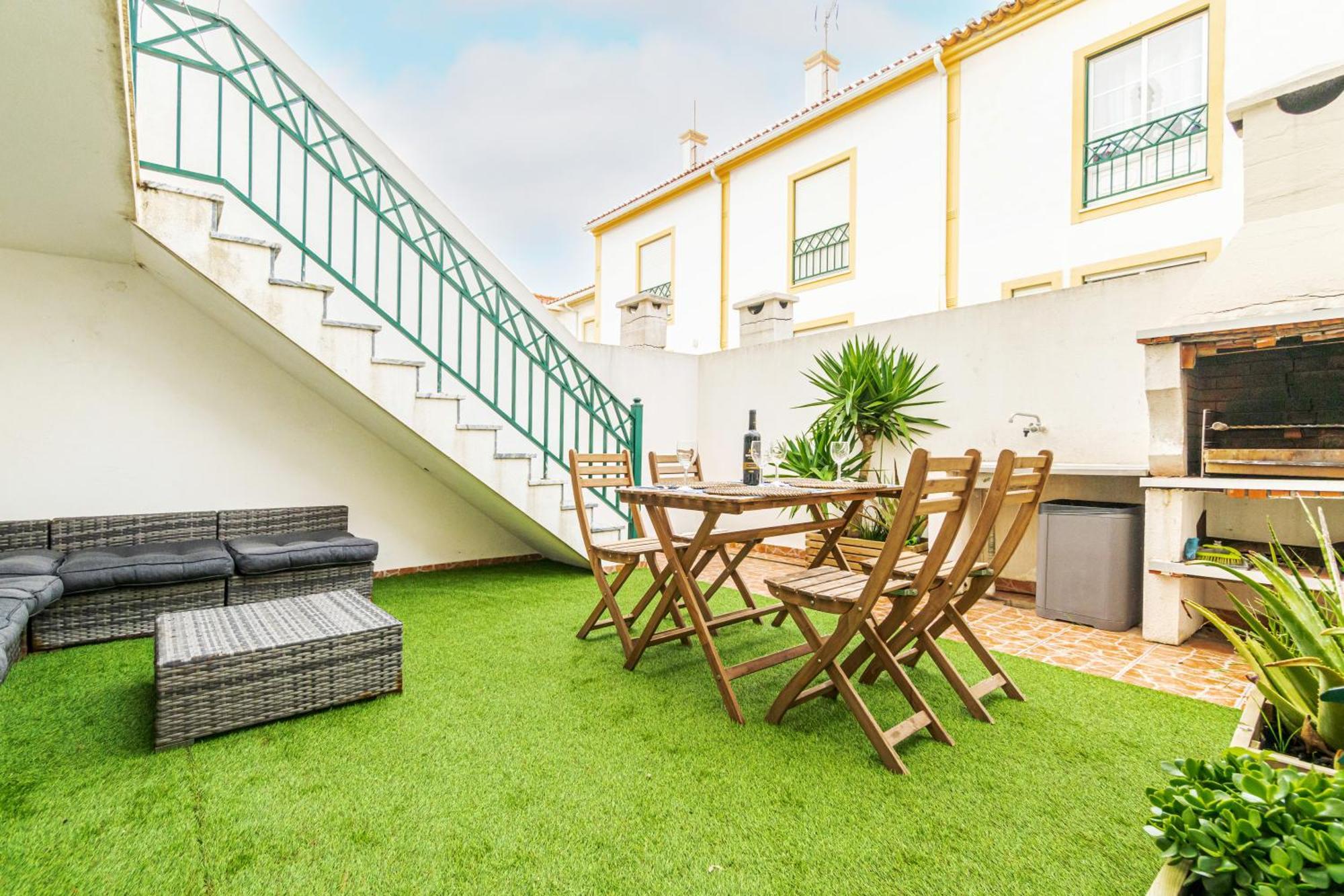 Baleal Happiness Surf House Βίλα Ferrel  Εξωτερικό φωτογραφία
