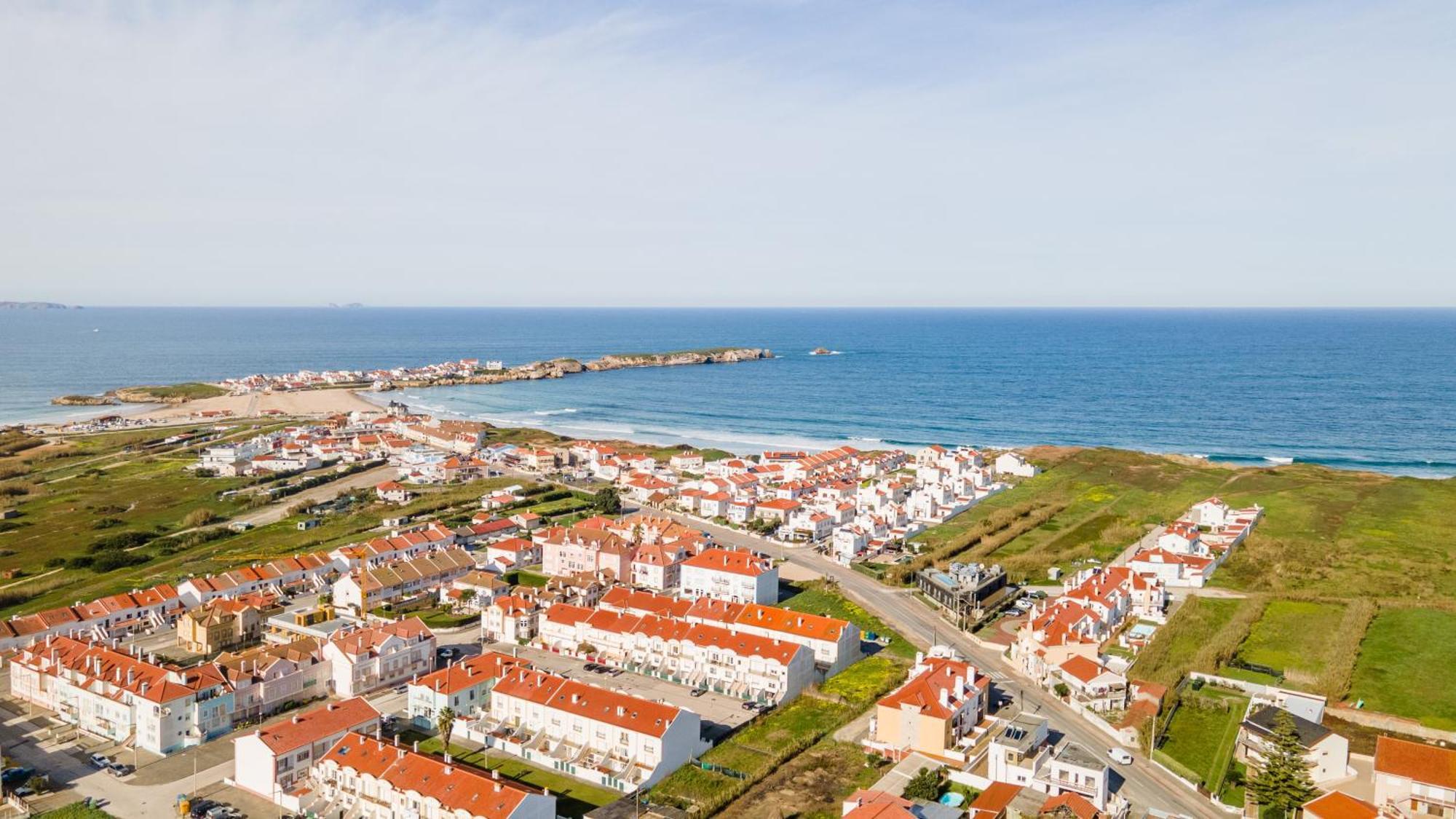 Baleal Happiness Surf House Βίλα Ferrel  Εξωτερικό φωτογραφία